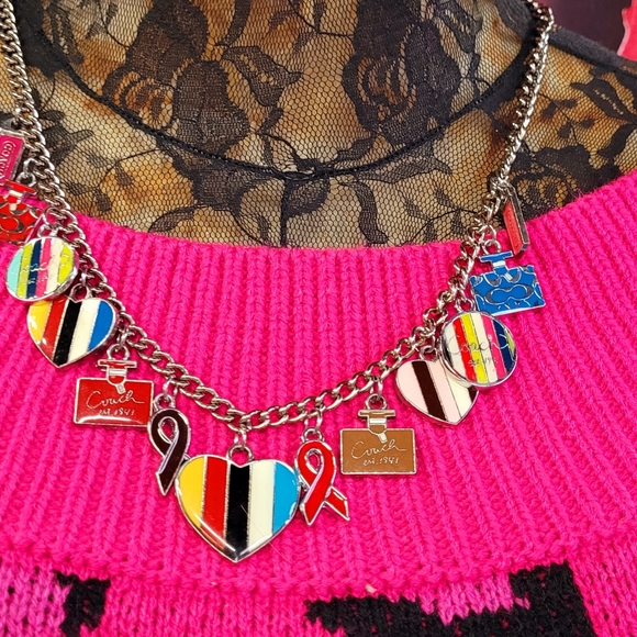 Coach necklace - Picture 2 of 2